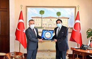 Vali Yazıcı: "Antalya için Hint düğünleri...