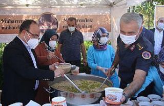 Vali Yırık, konteyner kentte kalan vatandaşlara...