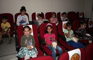 Van Büyükşehir Belediyesi’nin sinema günleri...