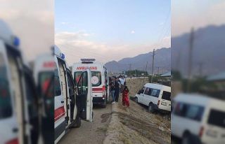 Van’da düğün konvoyunda kaza: 5 yaralı