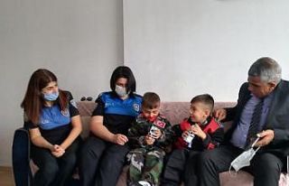 Yağız’ın hayalini polisler gerçekleştirdi