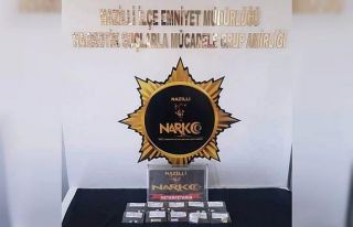 Yakalanan şahsın üstünden uyuşturucu çıktı