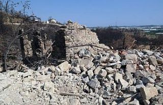 Yangında kül olan umutlar yardımlaşma ile yeşeriyor