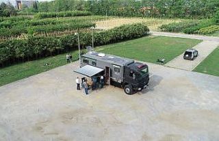 Yangınlarla mücadele, mobil yangın yönetim aracından...