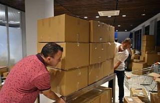 Yardım kolilerinde çıkan notlar duygulandırdı