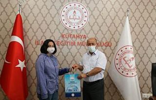 Yarışmada dereceye giren öğrenciler ödüllendirildi