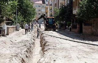 Yeni Mahallede içme suyu hattı yenileniyor