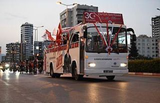 Yenişehir caddeleri bayram coşkusuyla aydınlandı