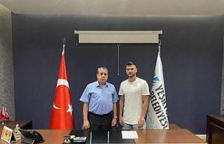 Yeşilyurt Belediyespor genç forvet ile anlaştı