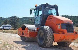 Yol çalışmaları devam ediyor