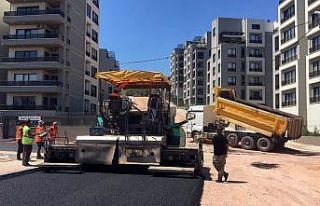 Yollar sıcak asfaltla kaplanıyor