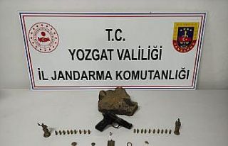 Yozgat’ta 20 parça tarihi eser ele geçirildi,...
