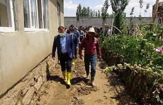 Yüksekova’da sel felaketinin yaraları sarılıyor