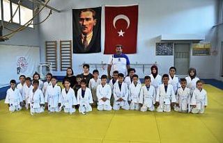 Yunusemre judo yaz kursları başladı