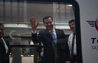 Zafer Treni Ankara’dan 99 gençle harekete geçti