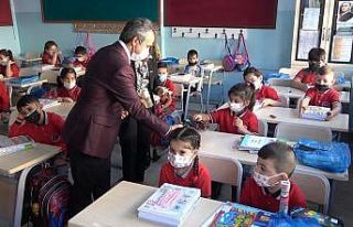 1,5 yıllık özlem sona erdi, sınıflarına geçen...