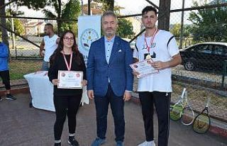 19 Mayıs ilçesinde tenis turnuvası