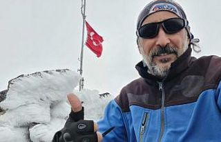 2 bin 552 rakımlı dağa tek başına tırmandı