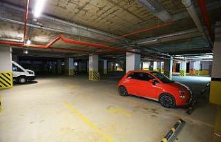 330 araç kapasiteli otopark hizmette