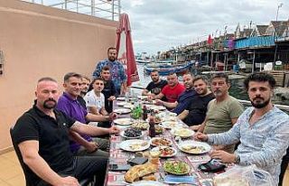 Abdulkadir Ömür, taraftarlarla bir araya geldi