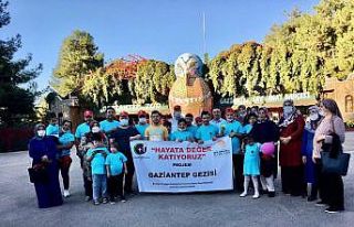 Adıyamanlı down sendromlular Gaziantep’i gezdi