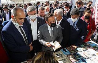 Afyonkarahisar 3. Kitap Fuarı kapılarını açtı