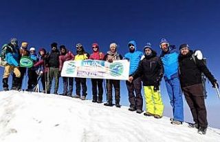 Ağrı Dağı’na tırmanıp, Van Gölü ve küresel...