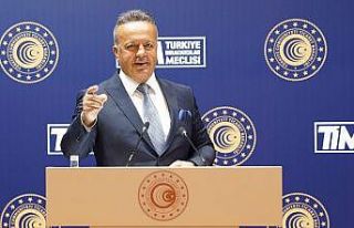 Ağustos’ta ihracat rekoru, son 12 ayda 207 milyar...