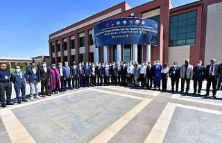 Ahilik perspektifinden eğitim, üretim, ticaret ve...