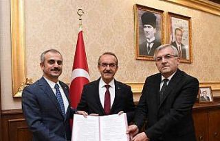 ‘Aile Sağlığı Merkezi ve Bilgi Evi’nin protokolü...