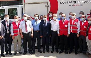 AK Parti’den Kızılay’ın kan bağışı kampanyasına...