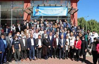 AK Partililer dayanışma kahvaltısında bir araya...