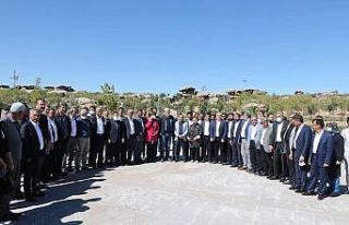 AK Parti’nin gönül seferberliği Eğil ilçesi...