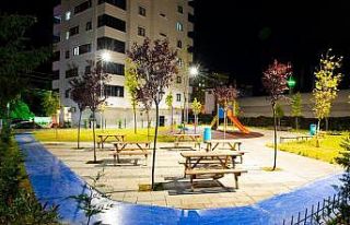 Akçaabat’ta her mahalleye bir park