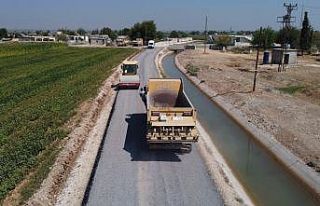 Akçakale kırsalında asfalt çalışması