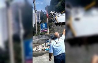 Alaplı’da seyir halindeki çöp kamyonu yandı