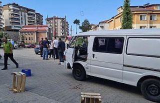 Alaplı’da sokak ortasında boynundan silahla vurulan...