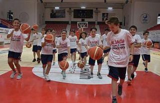 Aliağa Belediyesi Kış Spor Okullarına başvurular...