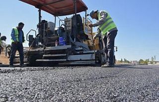 Aliağa’da Güzelhisar Caddesi asfaltlanıyor