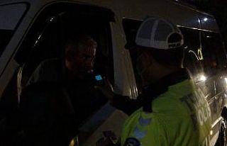 Alkollü sürücüler gece denetlemesine takıldı