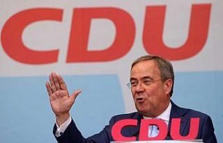 Almanya’da başbakan adayları son kozlarını paylaştı