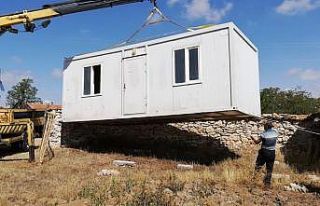 Altıntaş’ta yaralar sarılıyor