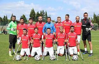Ampute Milli Futbol Takımı yeniden şampiyonluk...