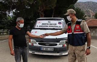 Anahtarı üstünde olan pikabı çalınan çiftçiyi...