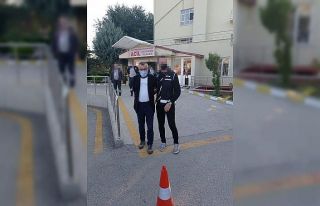 Ankara merkezli 43 ilde FETÖ’den 143 gözaltı...