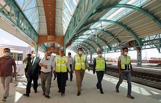 Ankara-Sivas arası 2 saate düşüyor