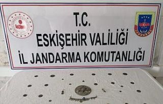 Ankara’dan getirdikleri tarihi eserleri satamadan...