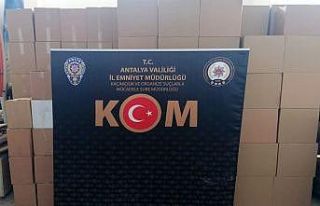 Antalya’da kaçak sigara operasyonu: Binlerce boş...