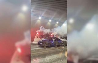 Antalya’nın en işlek yolunu trafiğe kapatıp...