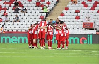 Antalyaspor ile Fatih Karagümrük 16. randevuda